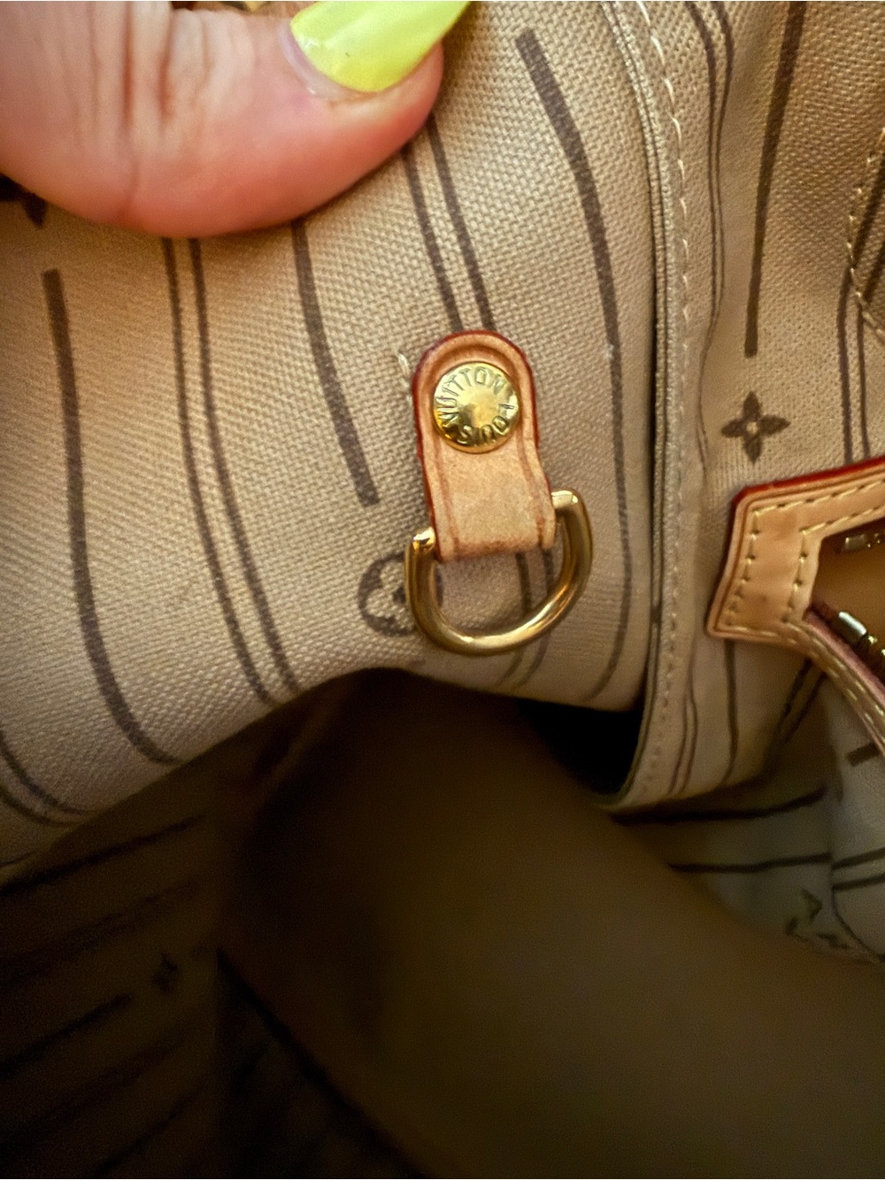 Louis Vuitton Monogram Canvas Brown Tote with Vachetta Trim - Picture 13 of 14